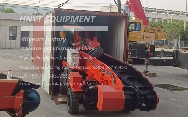Shipment of ZWY-100 mining wheel mucking loaders