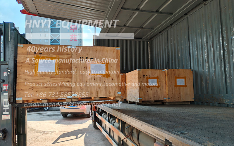 Export of mining Xiangtan locomotive parts 3.jpg