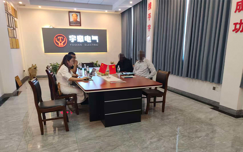 coal mine client visit mining locomotive factory 1.jpg