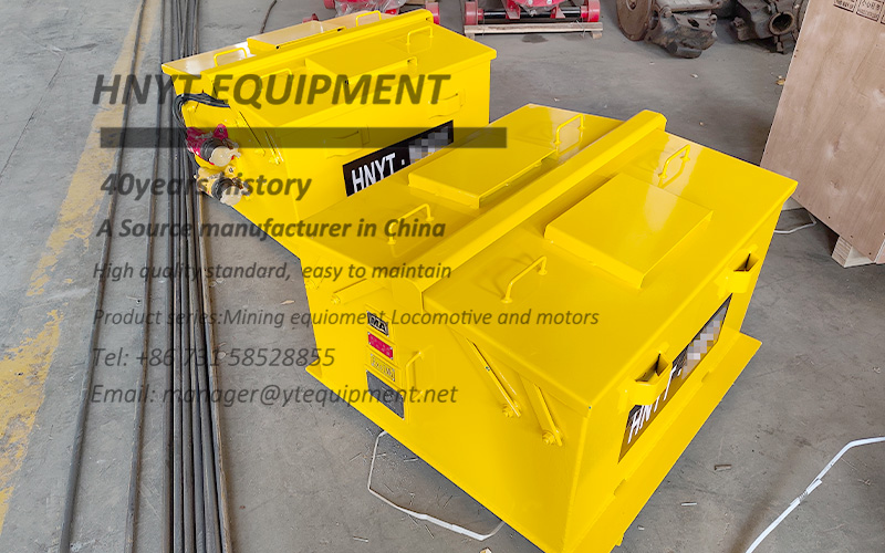 export of 2.5 ton battery locomotive and rock loader 2.jpg