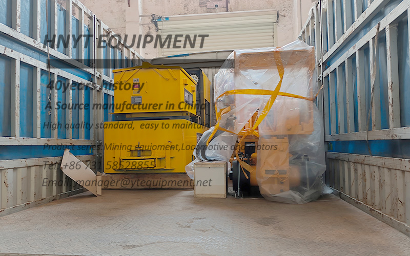 export of 2.5 ton battery locomotive and rock loader 3.jpg