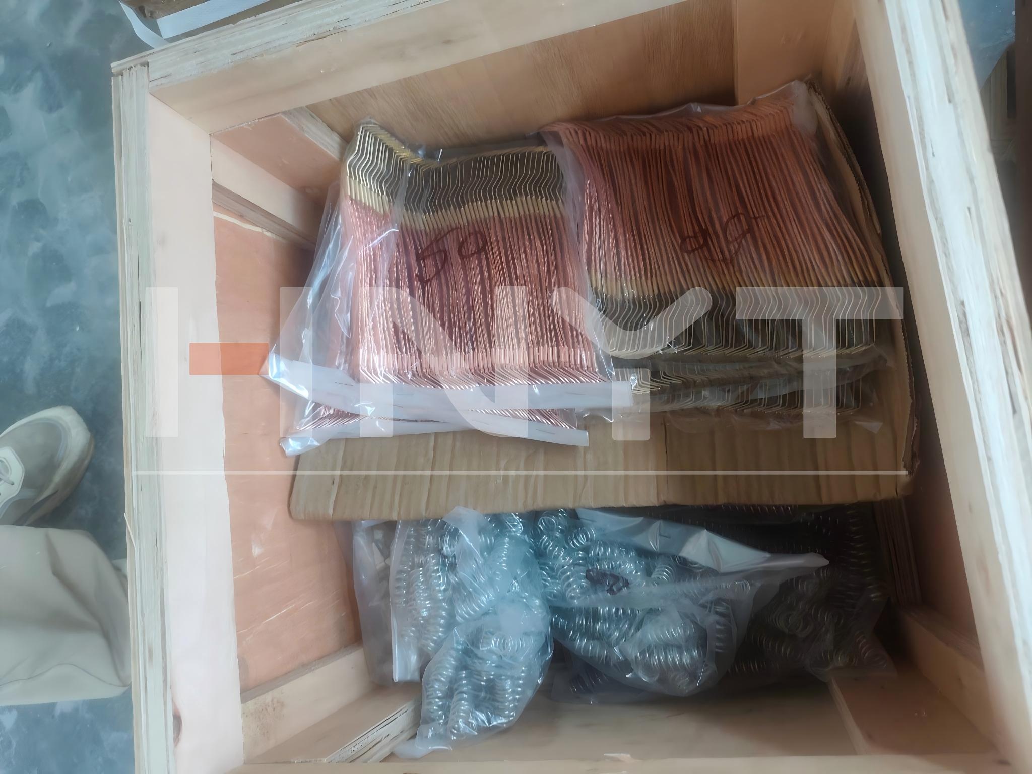 2.5 Ton Mining Battery Locomotive Spare Parts Shipped Overseas(图3) 2.5 Ton Mining Battery Locomotive Electrical Parts.jpg
