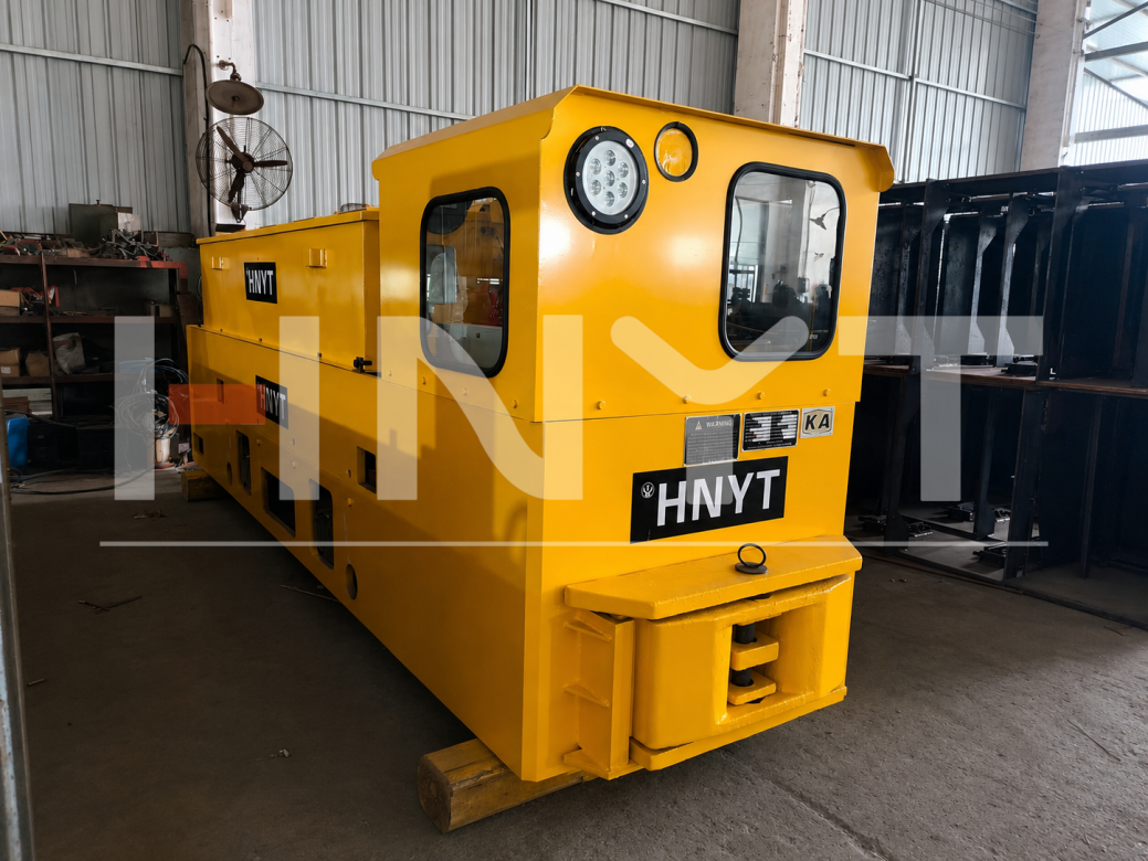 Lead-Acid Mining Battery Locomotive Charging Problem: How to Fix Low Current and Insufficient Charge(图1) 8 ton battery locomotive.png