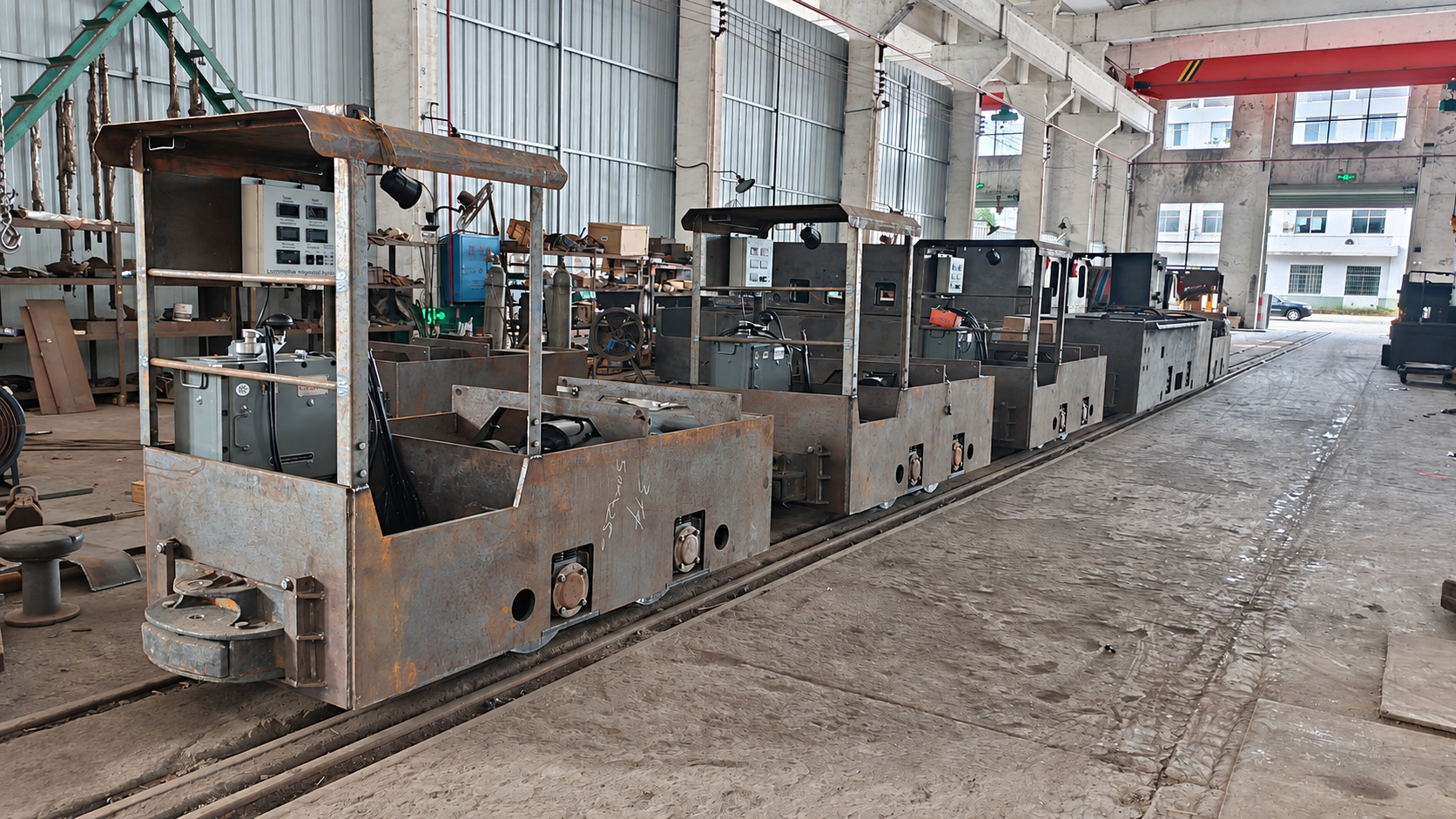 01-3-ton-battery-locomotive-test-preparation.jpg 01-3-ton-battery-locomotive-test-preparation.jpg